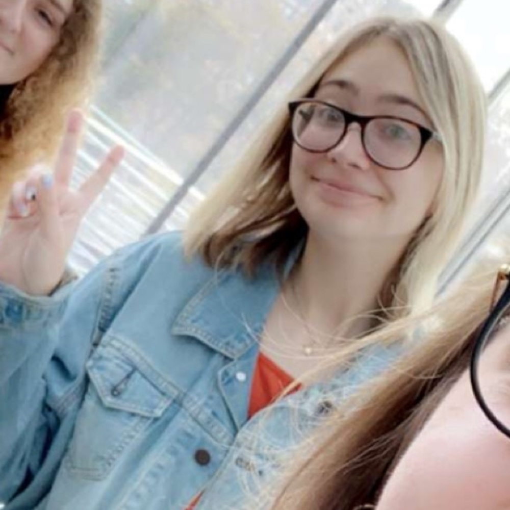 Meet your Posher, Maddie